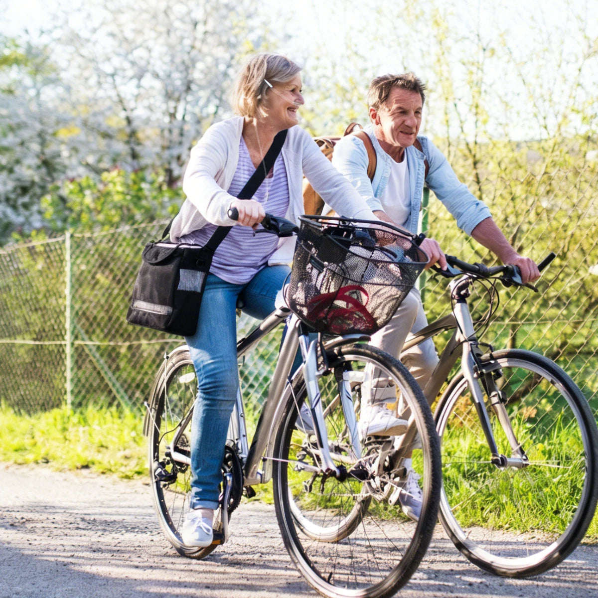 Concentrador de Oxígeno Portátil 1-7L de Flujo de Pulso Ajustable con Batería de 5 Horas - POC-04